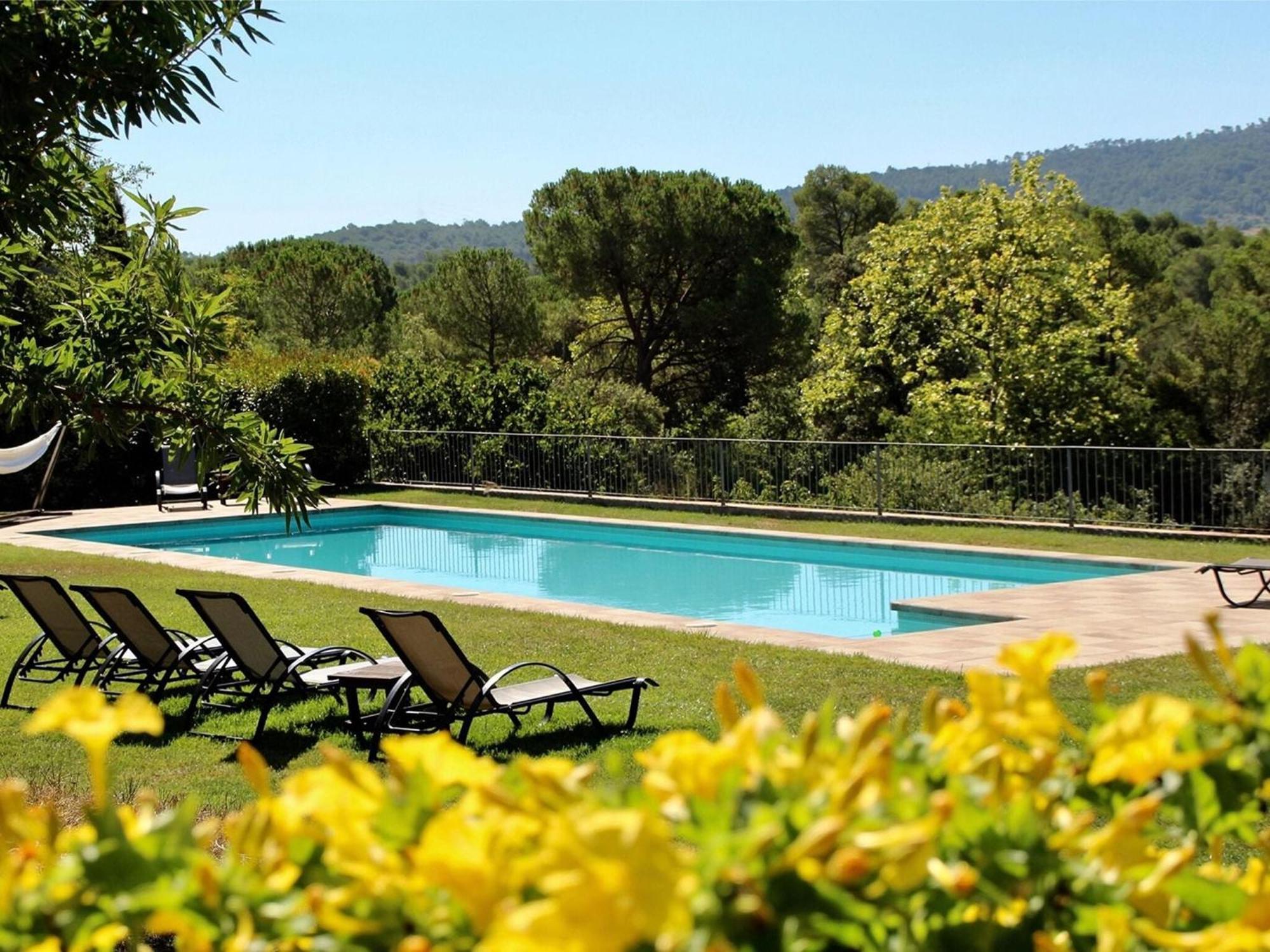 Montserrat Apartment With Terrace And Pool La Torre de Claramunt Bagian luar foto