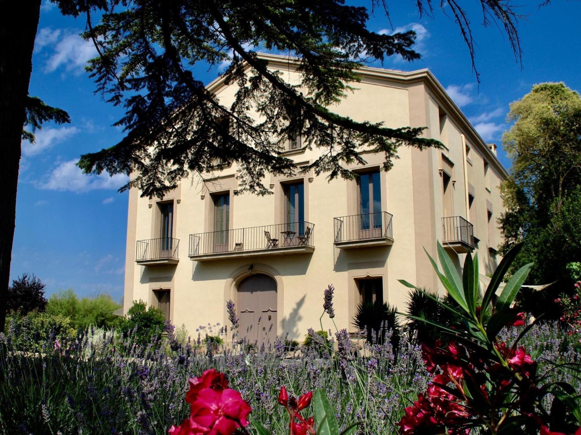 Montserrat Apartment With Terrace And Pool La Torre de Claramunt Bagian luar foto