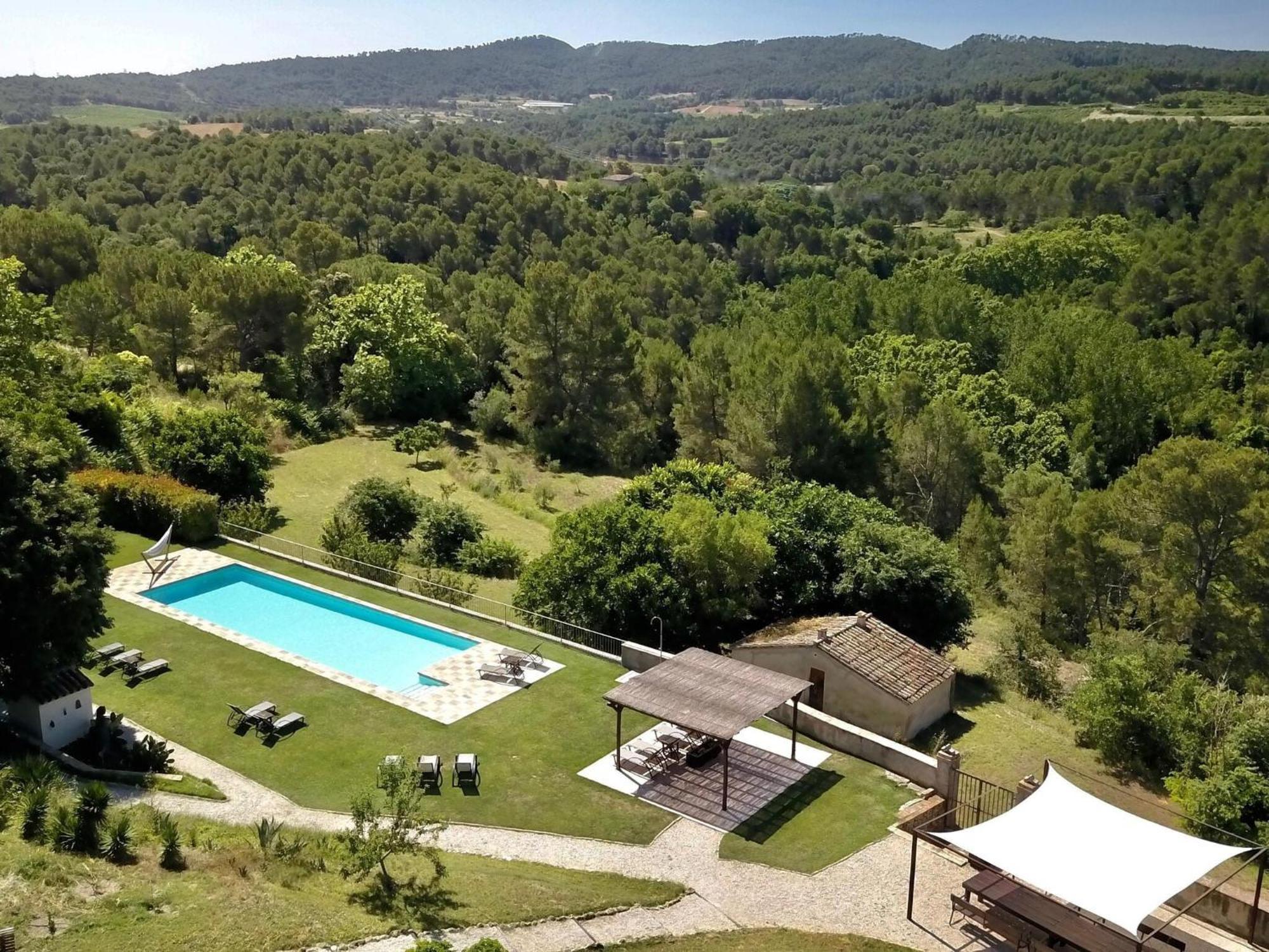 Montserrat Apartment With Terrace And Pool La Torre de Claramunt Bagian luar foto